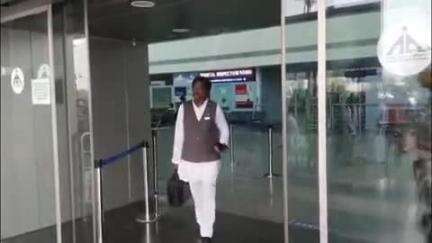 రేణిగుంట విమానాశ్రయం చేరుకున్న తెలంగాణ రాష్ట్రం చెన్నూరు శాసనసభ్యులు వివేక్ వెంకటస్వామి
