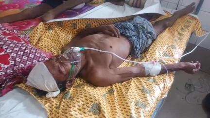 বহরমপুর: রুকুনপুরে পাটের জমিতে যাওয়াকে কেন্দ্র করে হাসুয়ার আঘাতে জখম এক ব্যক্তি, বহরমপুর MMC&H চিকিৎসাধীন