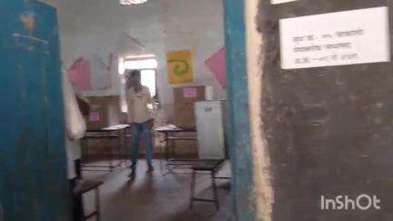 साकोली: एनपीके विद्यालयात झालेल्या साकोली लाखणी शेतकी खरेदी-विक्री समितीची निवडणुकीत 85 टक्के मतदान