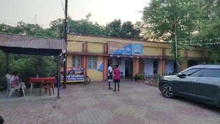 एगारकुंड: मैथन डैम में तीन युवकों से बंदूक की नोक पर बाइक छीनी गई, थाने में शिकायत दर्ज