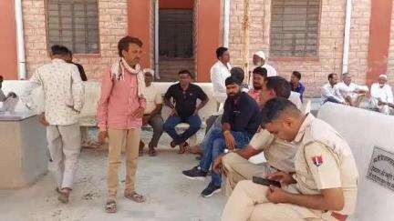 पाली: सदर थाना क्षेत्र के शेखो की ढाणी में एक युवक की संदिग्ध परिस्थितियों में मौत, परिजनों की रिपोर्ट पर पुलिस ने करवाया पीएम