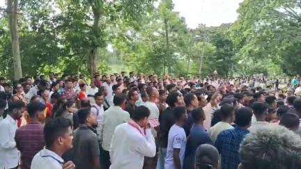 মৰাণ: খোৱাং সমষ্টিত বিজেপি প্ৰাৰ্থীৰ জয়লাভৰ পাছতে খোৱাঙত প্ৰতিক্ৰিয়া বিধায়ক চক্ৰধৰ গগৈয়ে