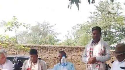 खूंटी: करम अखाड़ा में आदिवासी लोहरा समाज की बैठक हुई