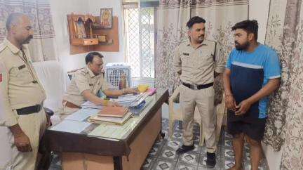 शुजालपुर: शुजालपुर में तीन साल पुराने मगरोला शराब दुकान मामले में पुलिस ने एक आरोपी को गिरफ्तार किया