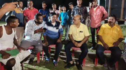 সালানপুর: কুলটিতে জনসংযোগ এবং হরিনাম সংকীর্তনে সামিল হলেন বিধায়ক ডক্টর অজয় কুমার পোদ্দার