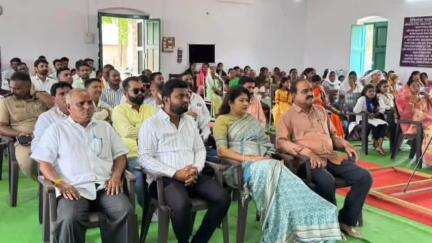 चिखली: भारतीय जवानांच्या सुरक्षितेसाठी चर्च ऑफ दि नॅझरिन चिखली येथे करण्यात आली प्रार्थना