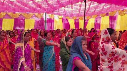 दिघलबैंक: धनगढ़ा में महिला संवाद कार्यक्रम आयोजित, महिलाओं ने सार्वजनिक शौचालय की मांग की