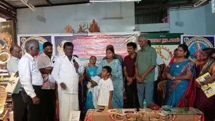 பழனி: தமிழறிஞர்களின் ஓய்வூதியம் உயர்த்தியதற்கு முதல்வருக்கு நன்றி தெரிவித்து தேரடியில் நடைபெற்ற விழாவில் தீர்மானம்