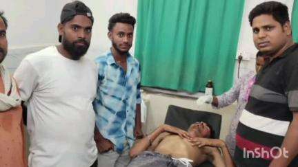 भवनाथपुर: भवनाथपुर में तीन बाइकों की टक्कर, दो लोग घायल, अस्पताल में चल रहा इलाज