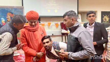 लोहावट: UK में आऊ क्षेत्र के युवाओं ने पोकरण विधायक महंत प्रतापपुरी का किया स्वागत