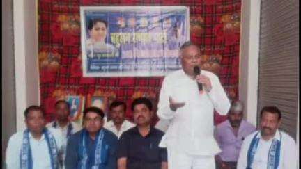 पटियाली: पटियाली के ककराला में बहुजन समाज पार्टी की बैठक आयोजित, बड़ी संख्या में कार्यकर्ता रहे मौजूद
