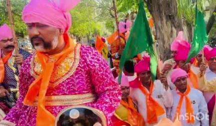 एत्मादपुर: चीनी का रोजा में महाराणा प्रताप जयंती कार्यक्रम में विधायक पहुंचे, लोगों के समक्ष अपने विचार व्यक्त किए