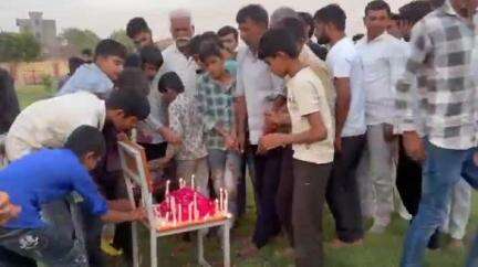 कोलायत: 8 साल की बच्ची की हत्या के बाद गोविंदसर ग्राम पंचायत में श्रद्धांजलि सभा, बड़ी संख्या में लोग एकत्रित हुए
