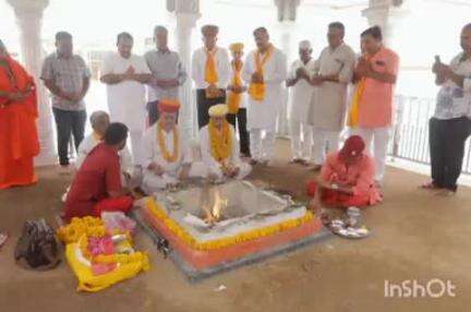 बाली: बारवा में श्री आत्मधाम गुरु मंदिर में द्वितीय पाटोत्सव का आयोजन, पुखराज सिंह बने अध्यक्ष