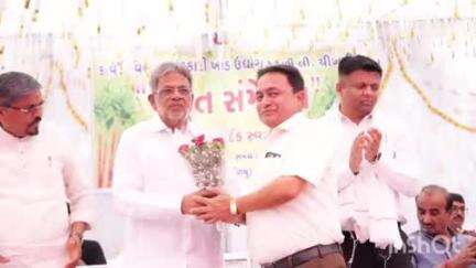 ચીખલી: તાલુકાના સિયાદા ગામે કાવેરી વિભાગ સહકારી ખાંડ ઉધોગ મંડળી લીમિટેડ દ્વારા આયોજિત "ખેડુત સંમેલન" યોજાયું ધારાસભ્ય હાજર