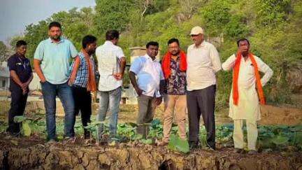 कांकेर: टिकरापारा कांकेर में स्थित दुधवातालाब के गहरीकरण कार्य का निरीक्षण करने पहुंचे कांकेर के विधायक एवं न.प. अध्यक्ष