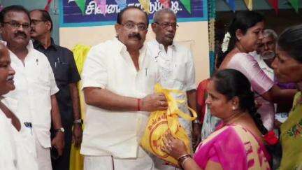 ஒட்டன்சத்திரம்: ரெட்டியபட்டி ஊராட்சிக்குட்பட்ட பகுதிகளில் ₹2.34 கோடி மதிப்பீட்டில் திட்டப் பணிகளை திறந்து வைத்த அமைச்சர் சக்கரபாணி