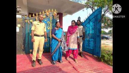 నల్గొండ: ఐద్వా జిల్లా ప్రధాన కార్యదర్శి పాలడుగు ప్రభావతిని అరెస్టు చేసిన పట్టణ పోలీసులు