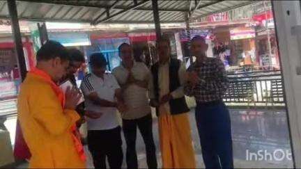 जोशियाड़ा: भारतीय सेना के ऑपरेशन सिंदूर की सफलता पर जोशियाड़ा में हवन यज्ञ कर देश की खुशहाली की कामना की#operation sindoor