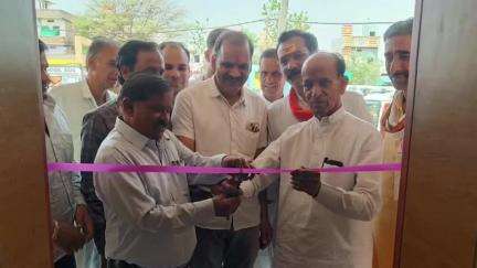 जीरापुर: जीरापुर नगर में शासकीय आयुष होम्योपैथिक औषधालय के नवीन भवन का उद्घाटन क्षेत्रीय विधायक हजारीलाल दांगी ने किया