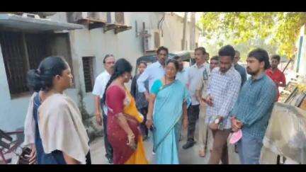 భీమిలి: జోడుగుల్ల పాలెంలో క్షేత్ర స్థాయి పర్యటన చేసిన జోన్2 కమీషనర్ కే కనకమహాలక్ష్మి