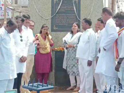 ಹುಮ್ನಾಬಾದ್: ಪಟ್ಟಣದ ಡಾ. ಅಂಬೇಡ್ಕರ್ ವ್ರತ್ತ ಸಮಿತಿಯಿಂದ ಬುದ್ಧ ಪೂರ್ಣಿಮೆ