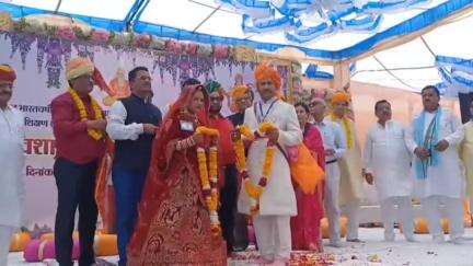 पुष्कर: पुष्कर में पीपल पूर्णिमा के अबूझ मुहूर्त पर गुर्जर गॉड ब्राह्मण समाज का 10वां सामूहिक विवाह सम्मेलन आयोजित