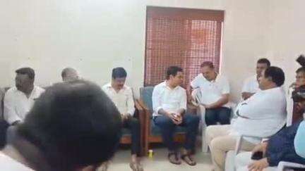 మేడ్చల్: హబ్సిగూడలో మాజీ ఎమ్మెల్యే బండారి రాజిరెడ్డి కుటుంబ సభ్యులను పరామర్శించిన మాజీ మంత్రి కేటీఆర్