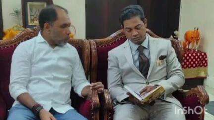 निलंगा: भारतीय बौद्ध महासंघाचे राष्ट्रीय अध्यक्ष डॉ. राजरत्न आंबेडकरांनी निलंगा येथे आमदार निलंगेकर यांची निवासस्थानी घेतली भेट