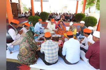 आइटीबीपी लोहाघाट के सर्वधर्म मंदिर में बजरंगबली की प्रतिष्ठा के साथ स्थापित की गई मूर्ति। विशाल भंडारे का हुआ आयोजन।
