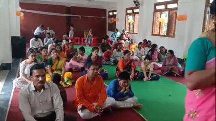 খোয়াই: গনকি আনন্দমার্গ স্কুলে আনন্দ মূর্তি জির জন্ম উৎসব উদযাপন অনুষ্ঠানে বিকেলে ব্যাপক ভিড়