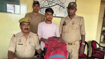 मुगलसराय: पचफेड़वा रिंग रोड के नीचे पुलिस ने अवैध गांजा बरामद कर गांजा तस्कर को किया गिरफ्तार, वह बिहार झारखंड से लाता था गांजा