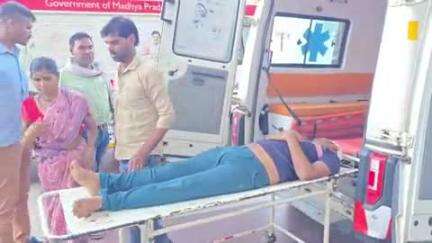 आमला: जमीनी विवाद: इलेक्ट्रॉनिक दुकान संचालक को दुकान से निकाला, पिता गंभीर, जाबरा गांव में घटना