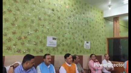 नाहन: सांकेतिक धरना प्रदर्शन को लेकर हुई बैठक, भाजपा प्रदेशाध्यक्ष बोले- मौजूदा सरकार जनता के साथ कर रही धोखा