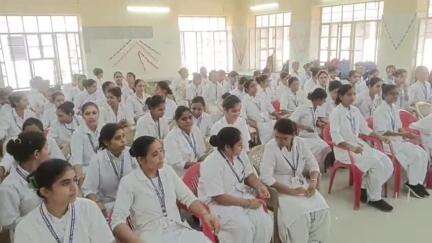 पाली: अंतर्राष्ट्रीय नर्सेज दिवस पर बांगड़ हॉस्पिटल में उत्कृष्ट नर्सिंग प्रशिक्षणार्थियों को प्रशस्ति पत्र देकर किया सम्मानित