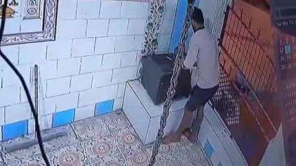झज्जर: गांव छबीली के मंदिर में चोरों ने चोरी की घटना को दिया अंजाम, घटना CCTV में कैद