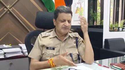 बड़गांव: डबोक थाना क्षेत्र में चांदी के जेवर लूटकांड का SP ने कलेक्ट्रेट स्थित ऑफिस पर किया खुलासा, 5 आरोपी गिरफ्तार