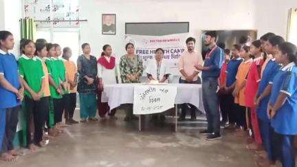 नोआमुंडी: कस्तूरबा गांधी बालिका विद्यालय नोआमुंडी में अंतर्राष्ट्रीय नर्स दिवस मनाया गया