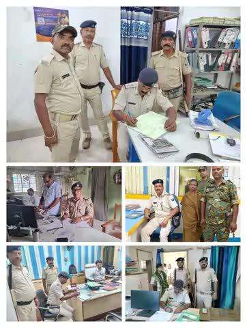 #कटिहार_पुलिस द्वारा बैंकिंग प्रतिष्ठानों /ATM में सुरक्षा-व्यवस्था सुनिश्चित करनें हेतू बैंकों की सुरक्षा जांच की जा रही है I

👉बैंक परिसर के अंदर एवं बाहर संदिग्ध पर निगरानी रखी जा रही है I