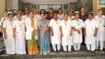 తొలి వైద్య సహాయం అందించేది నర్సులే, ఏరియా ఆసుపత్రి సూపర్డెంట్ విజయలక్ష్మి వెల్లడి