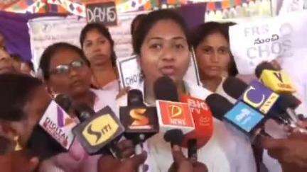 నోరు తెరిస్తే కేసులు పెడుతున్నాం అంటున్నారు సిహెచ్ఓ ల ఆవేదన