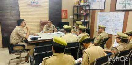 धामपुर: स्योहारा थाने में अपर पुलिस अधीक्षक पूर्वी धर्म सिंह मार्छाल ने सभी विवेचकों का किया अर्दली रुम