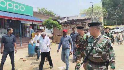 गोबिंदपुर राजनगर: पंडित रघुनाथ मुर्मू की जयंती पर राजनगर में पूर्व मुख्यमंत्री चंपई सोरेन ने नवनिर्मित प्रतिमा सेड का किया उद्घाटन