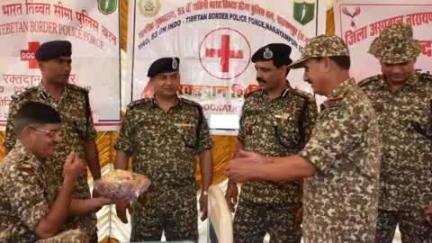 नारायणपुर: भारत-तिब्बत सीमा पुलिस बल ने जेलवाड़ी में रक्तदान शिविर का किया आयोजन, जवानों ने निभाया सामाजिक दायित्व और किया रक्तदान
