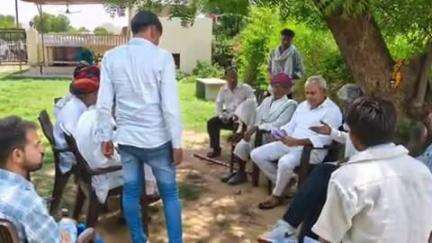 दूनी: देवली उनियारा विधायक राजेंद्र गुर्जर ने सांवरिया होटल पर की जनसुनवाई