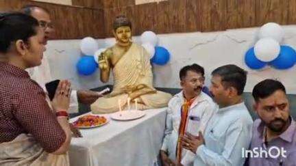 हल्द्वानी: हल्द्वानी के राजपुरा में अंबेडकर युवा समिति ने भगवान गौतम बुद्ध की जयंती मनाई