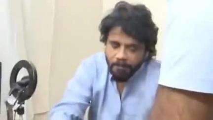 హిమాయత్ నగర్: ఖైరతాబాద్ లోని ఆర్టీవో కార్యాలయానికి వచ్చిన హీరో నాగార్జున, కార్యాలయంలో సందడి వాతావరణం