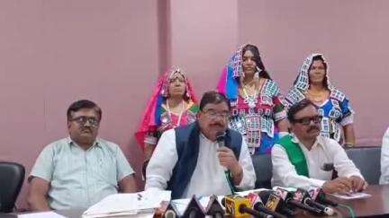 హిమాయత్ నగర్: గోపనపల్లి తండాలో ఐటీ పార్క్ నిర్మాణాన్ని నిలిపివేయాలి: ఆల్ ఇండియా బంజారా సేవా సంఘ్ జాతీయ అధ్యక్షుడు రాజు నాయక్