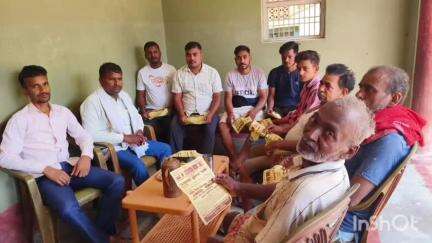 चरपोखरी: चरपोखरी में हुंकार रैली को सफल बनाने और राजनीतिक भागीदारी को लेकर प्रजापति संघ की बैठक का आयोजन किया गया