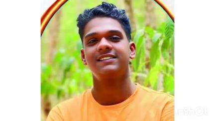 അടൂര്‍: ഏഴംകുളം കോട്ടൂർപ്പടിയിൽ ബൈക്ക് നിയന്ത്രണം വിട്ട് മറിഞ്ഞ് ഗുരുതരമായി പരിക്കേറ്റ യുവാവ് ചികിത്സയിലിരിക്കെ മരിച്ചു